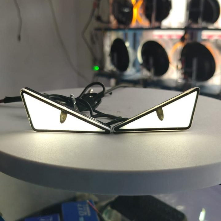 LUCES LED OJOS FALCÓN PRO® + ENVIO GRATIS